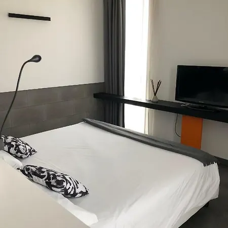 Parco Paglia Apartmanhotel *